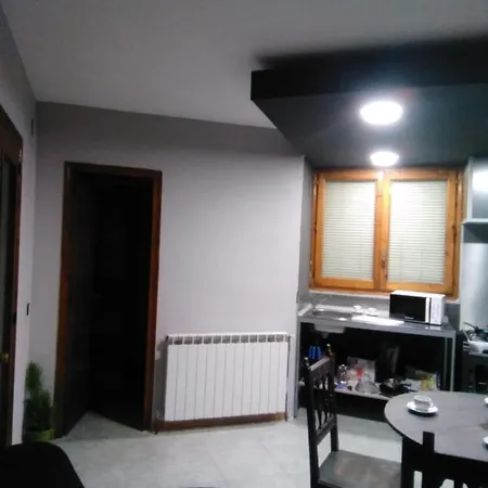 Alojamiento En Sant Marti *